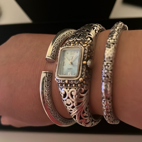 Luxury Solid 18K Gold Watch. Artisan-crafted of solid 18K Gold, Sterling Silver - Picture 3 of 12